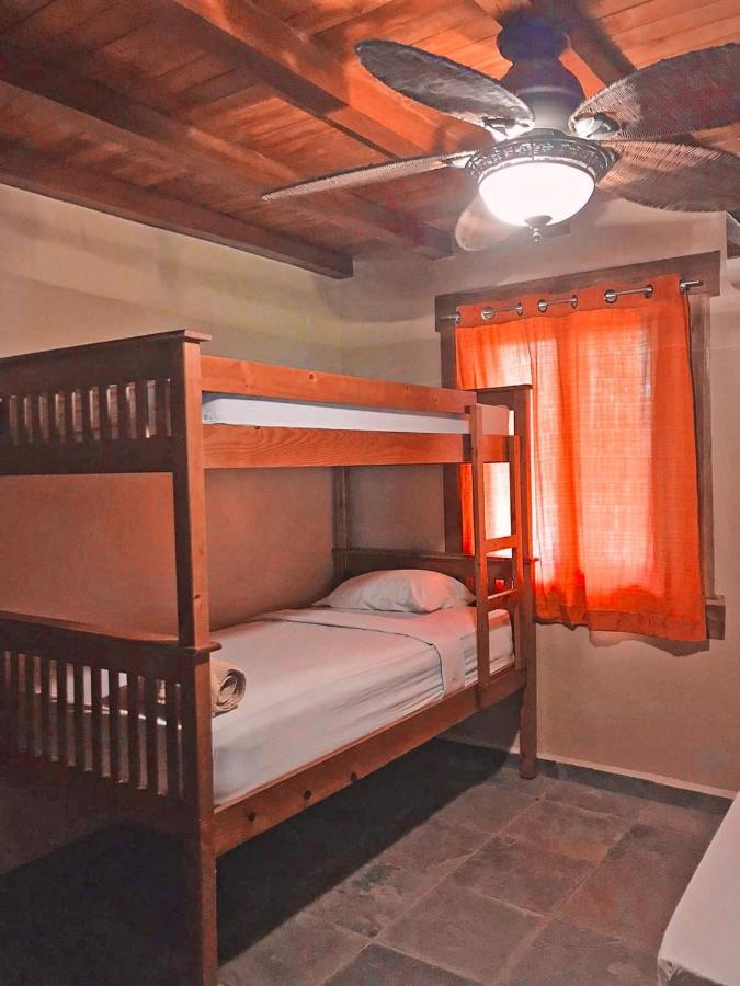 Urbanos Jungle Hostel *